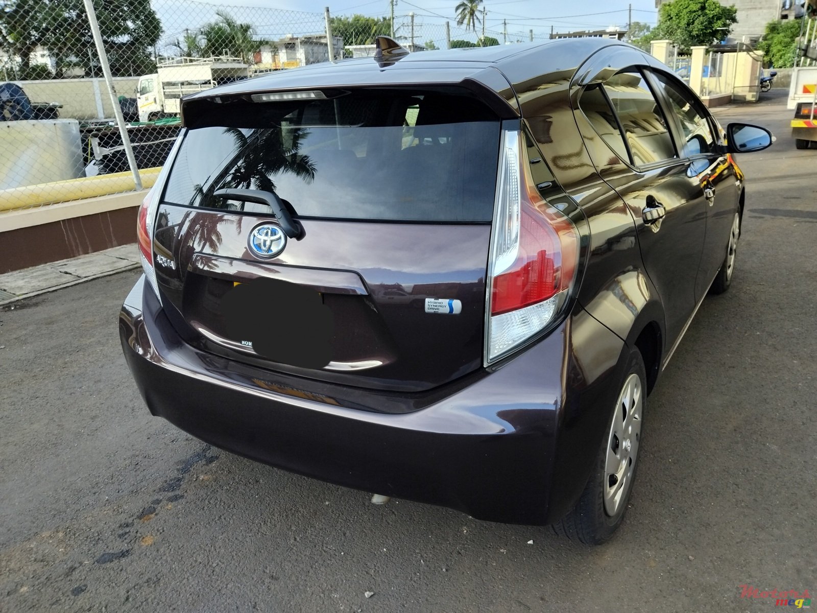 2016' Toyota Aqua photo #5