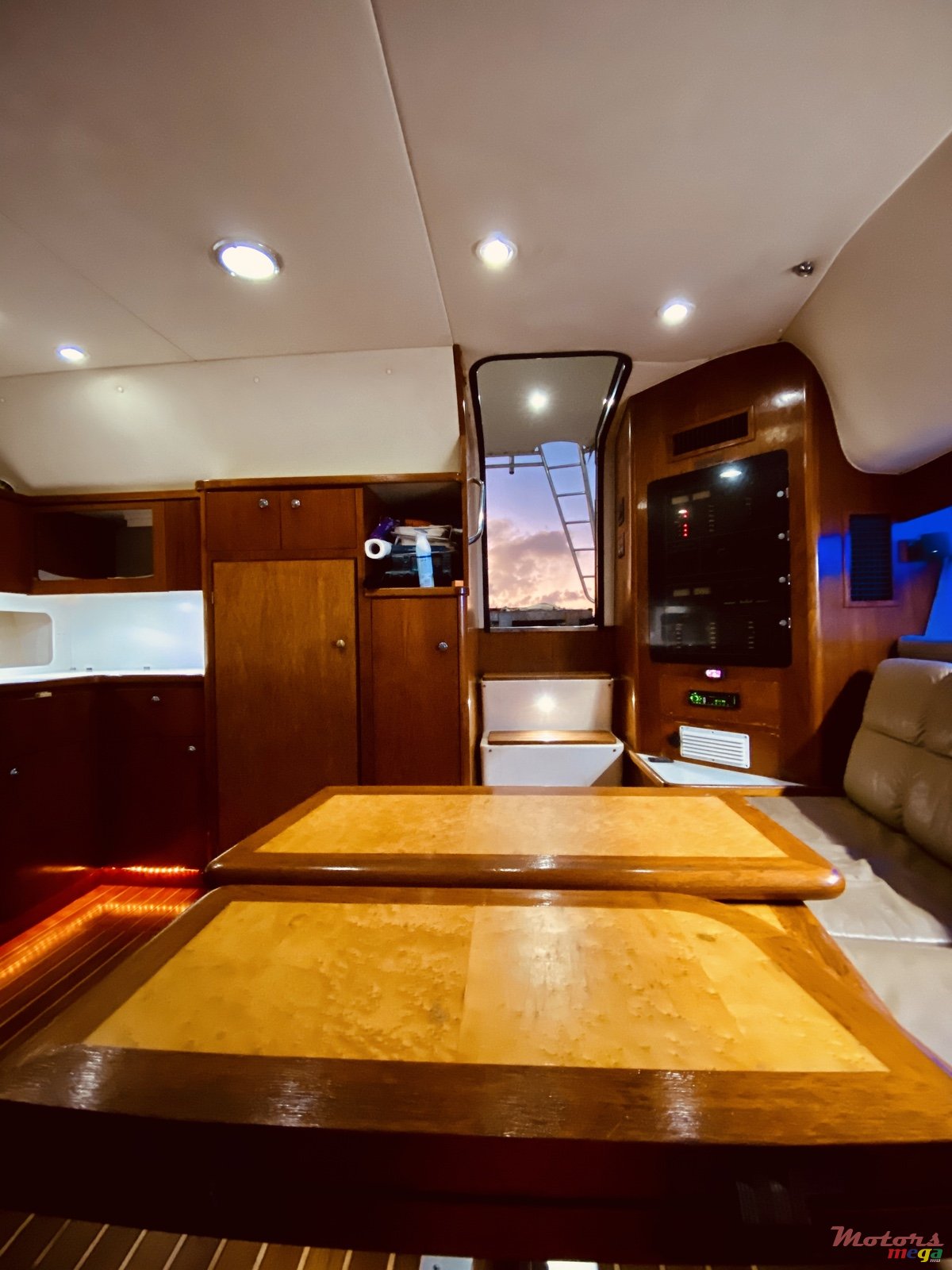 1996' Tiara 4300 OPEN TUNA TOWER photo #3