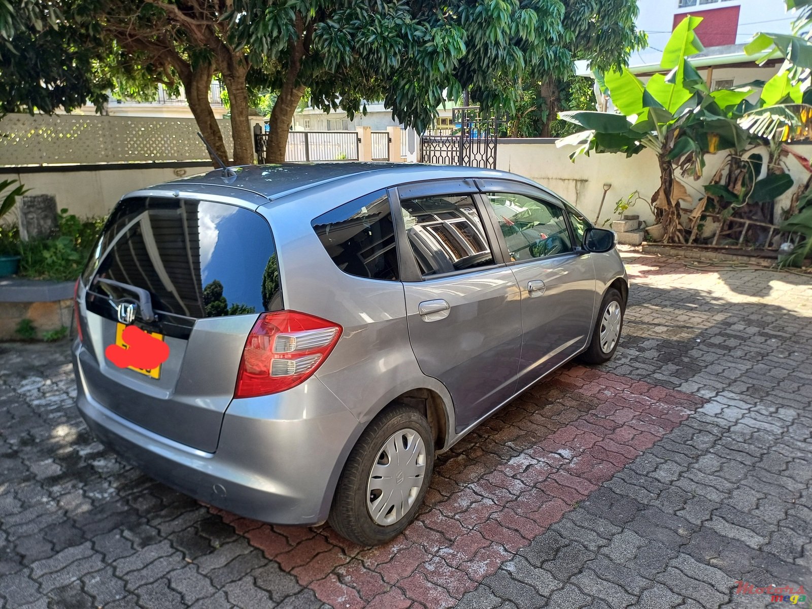 2009' Honda Fit photo #1