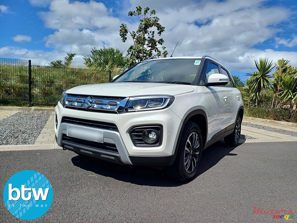 2022' Suzuki BREZZA GLX photo #2