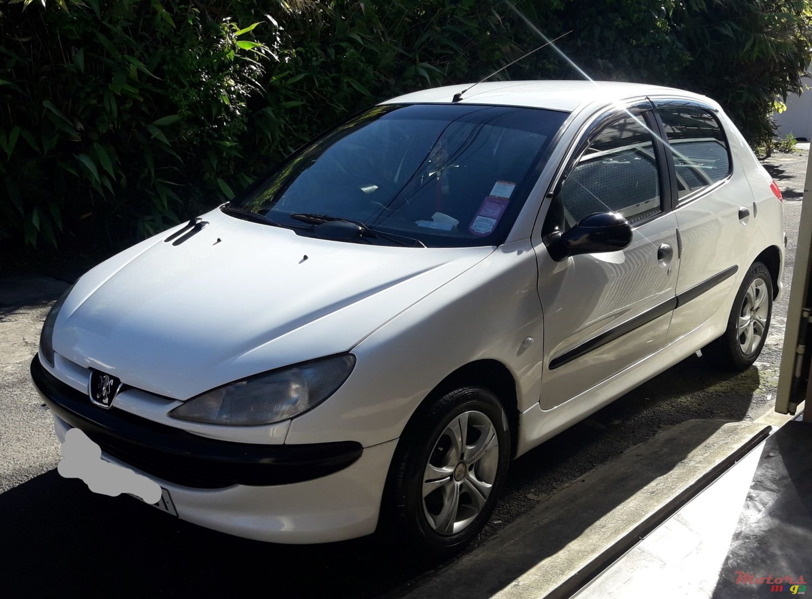 2001' Peugeot 206 photo #2