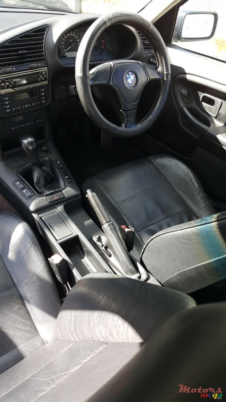 1998' BMW 3 Series E36 318i photo #4