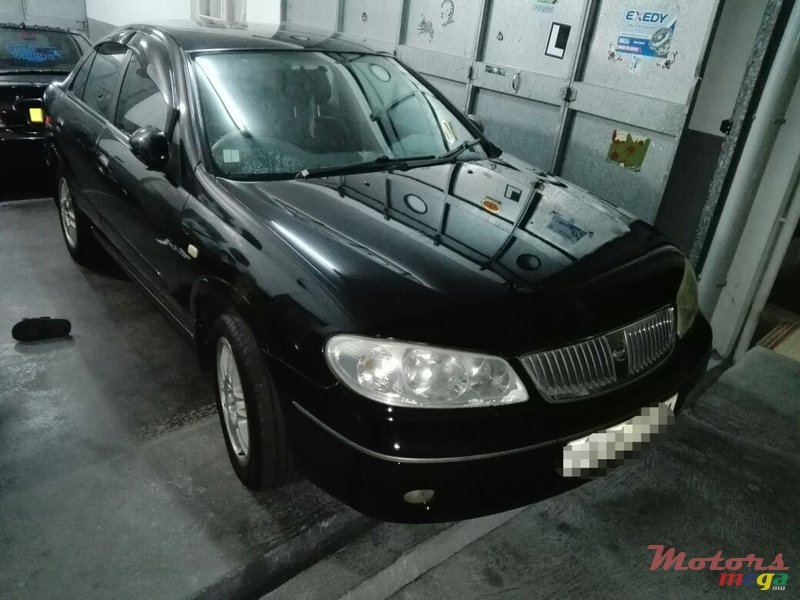 2004' Nissan Sunny photo #5