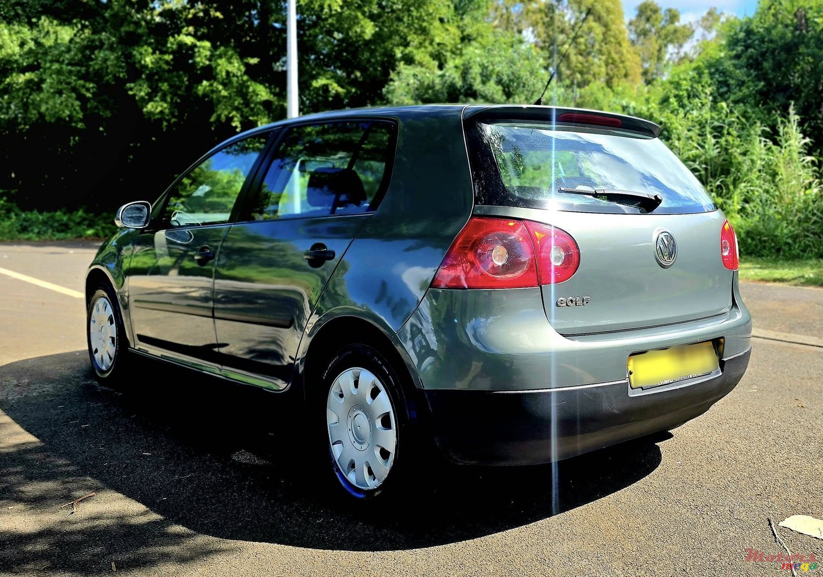 2006' Volkswagen Golf photo #4