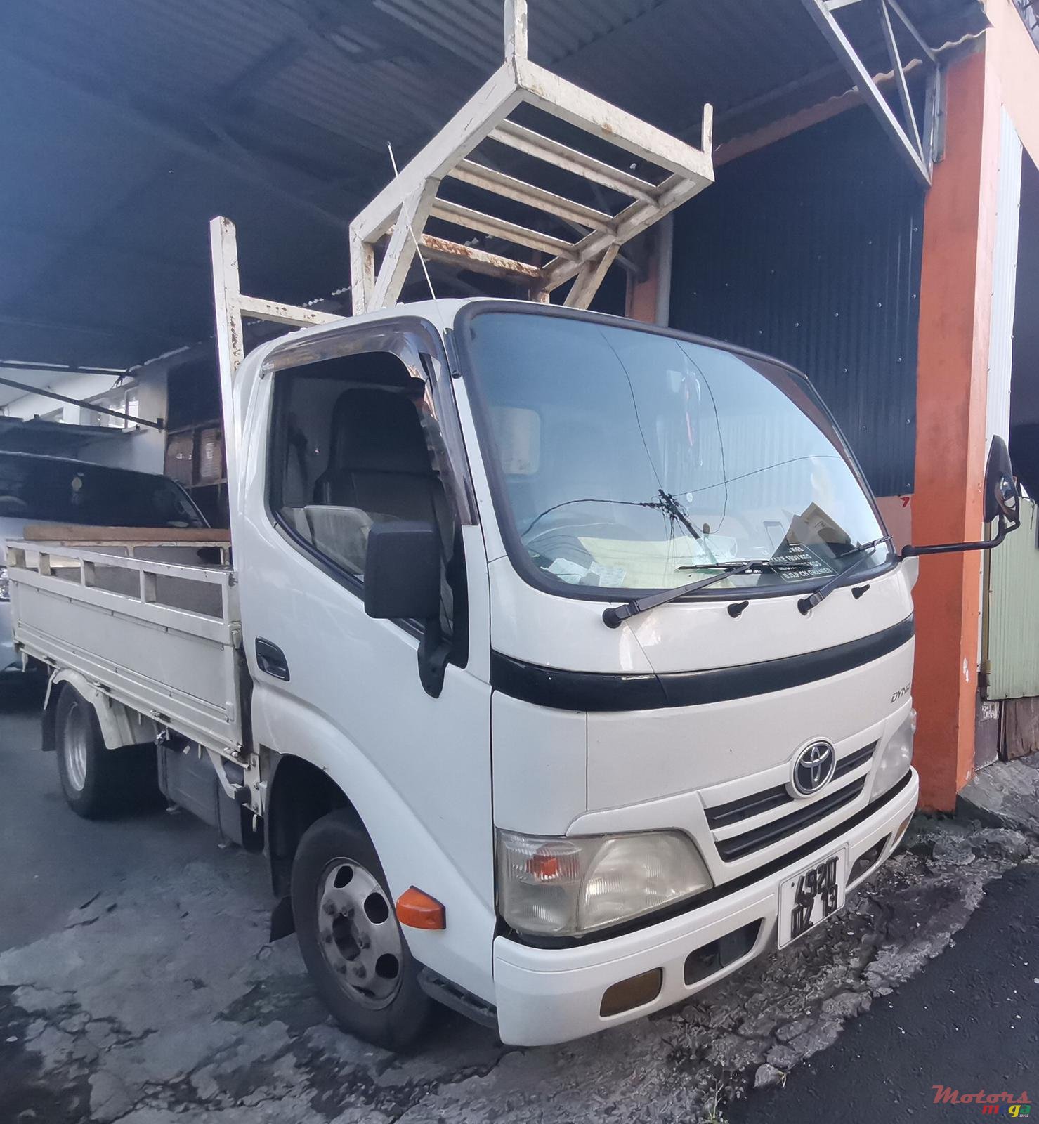 2013' Toyota photo #1