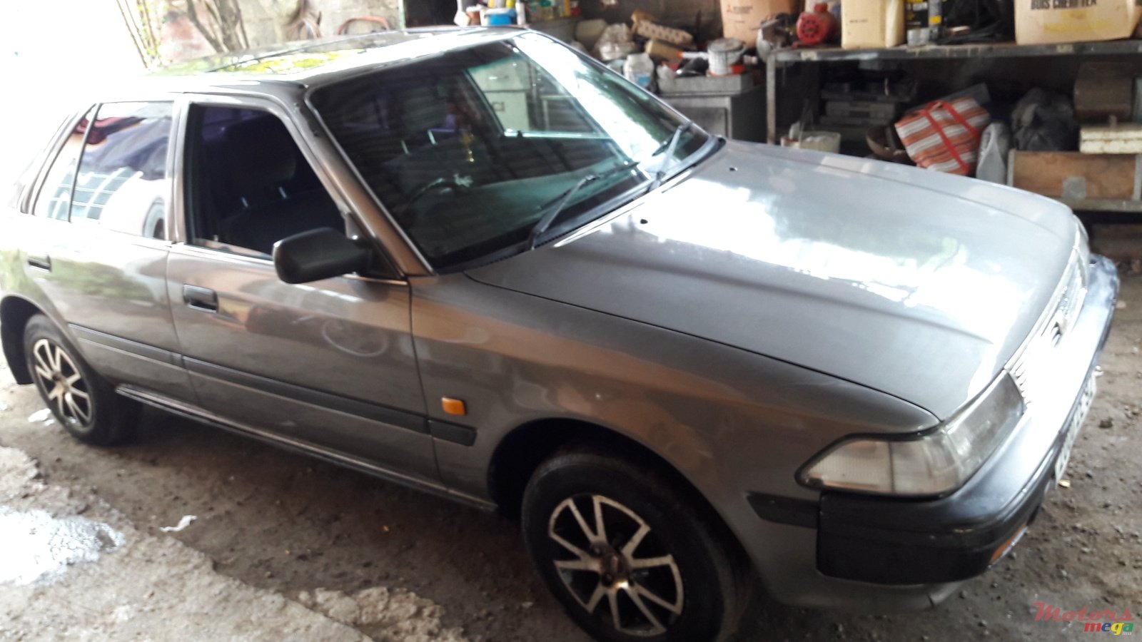 1992' Toyota Carina photo #3