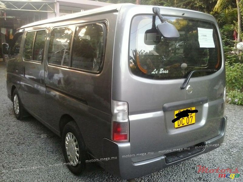 2007' Nissan urvan photo #3