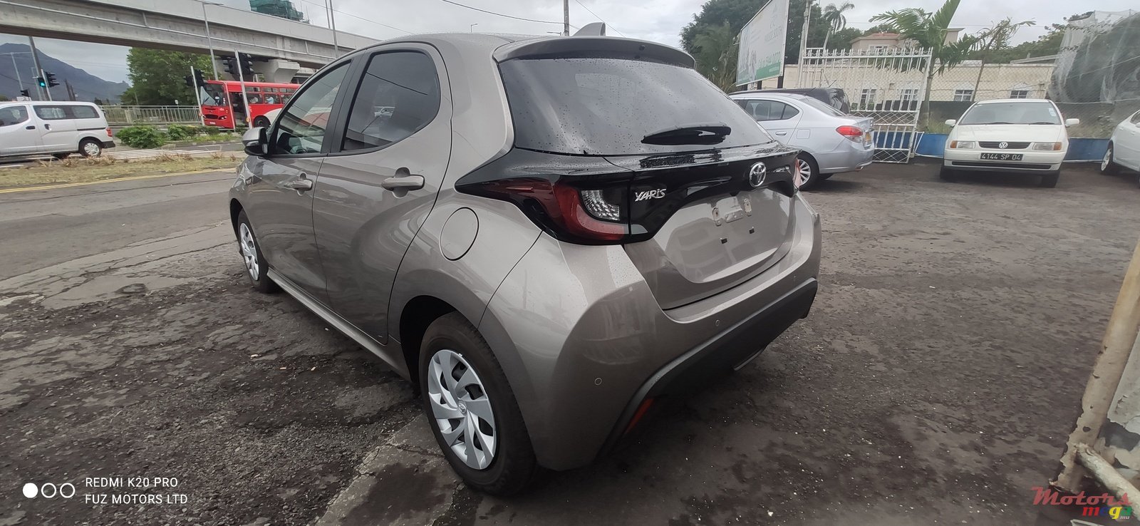 2020' Toyota Vitz 1000cc photo #4