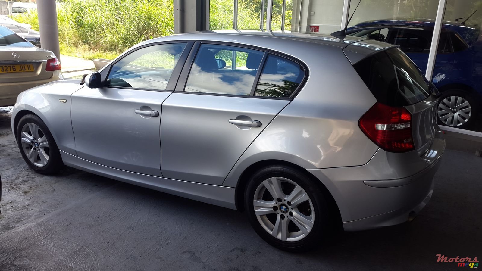 2008' BMW 1 Series photo #4