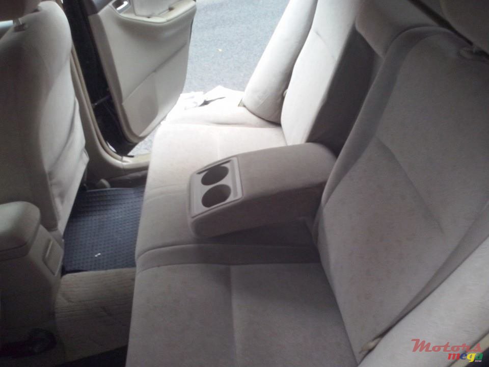 2001' Toyota photo #4