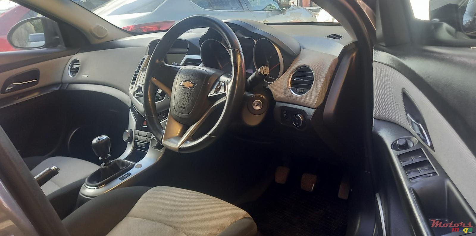 2014' Chevrolet Cruze Hatchback photo #5