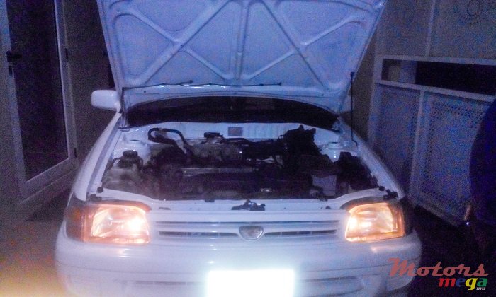 1992' Toyota Starlet Soleil photo #5