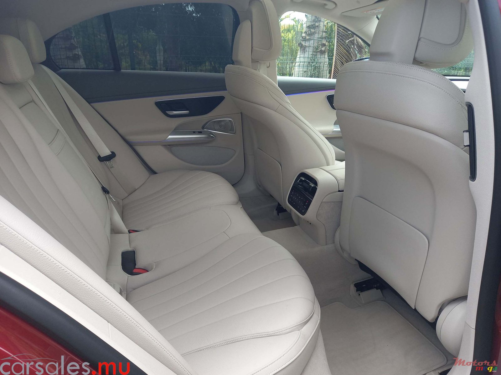 2025' Mercedes-Benz E 450 photo #5