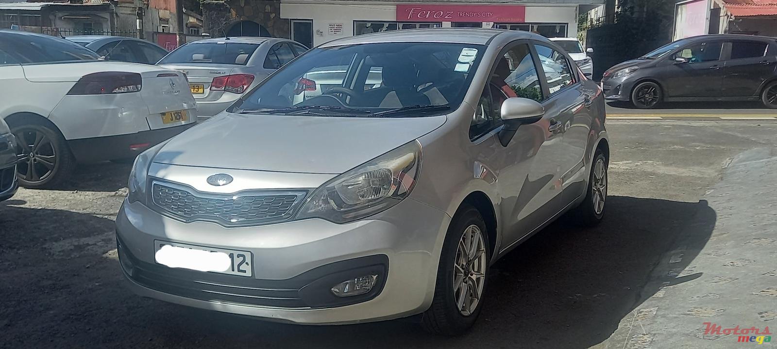 2012' Kia Rio photo #1