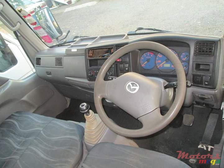 2003' Mazda Titan photo #5