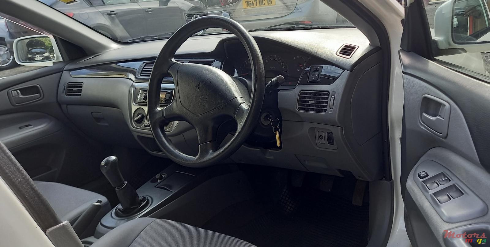 2009' Mitsubishi Lancer photo #5