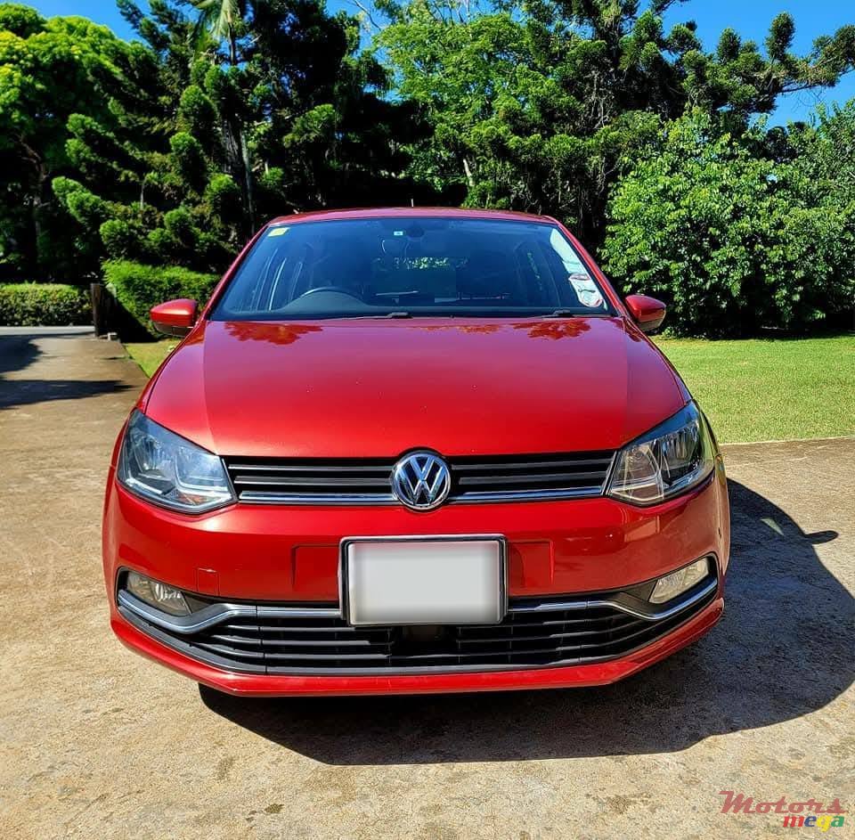 2014' Volkswagen Polo photo #1