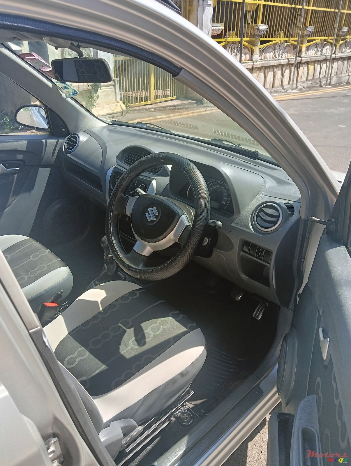 2014' Suzuki Alto photo #7