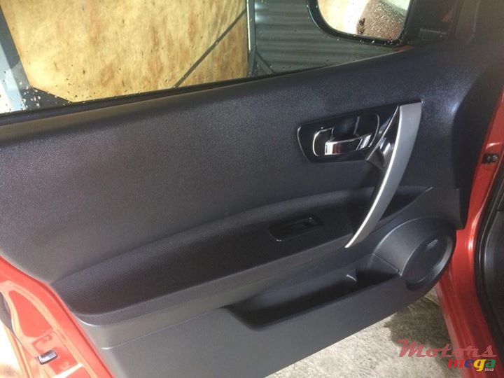 2009' Nissan Qashqai Stock photo #4