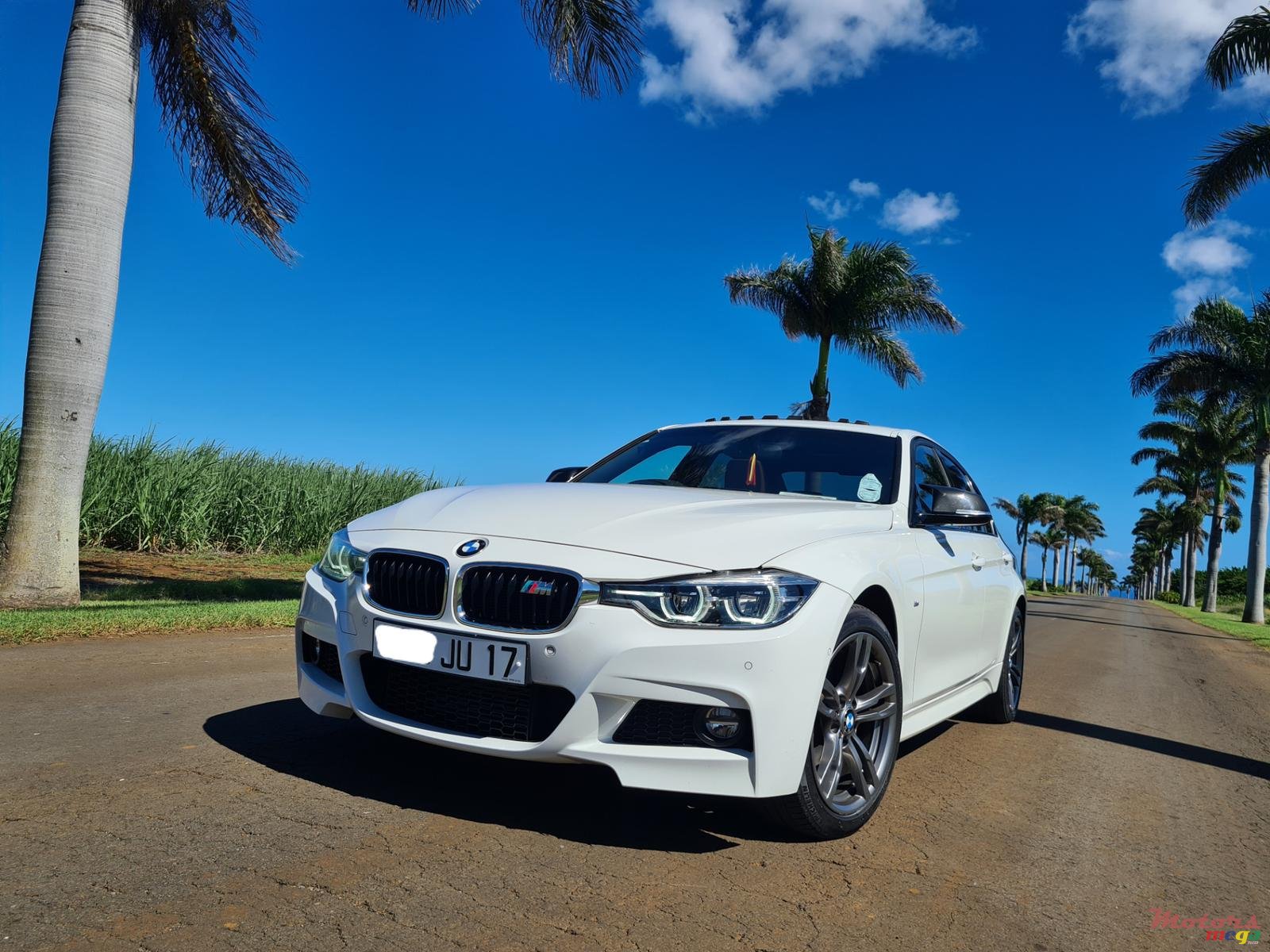 2017' BMW 318 M sport photo #1