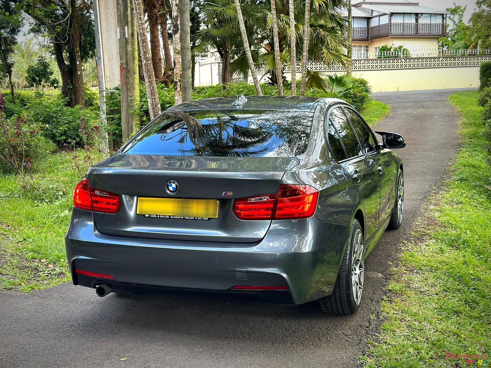 2014' BMW 316i M Sport photo #5