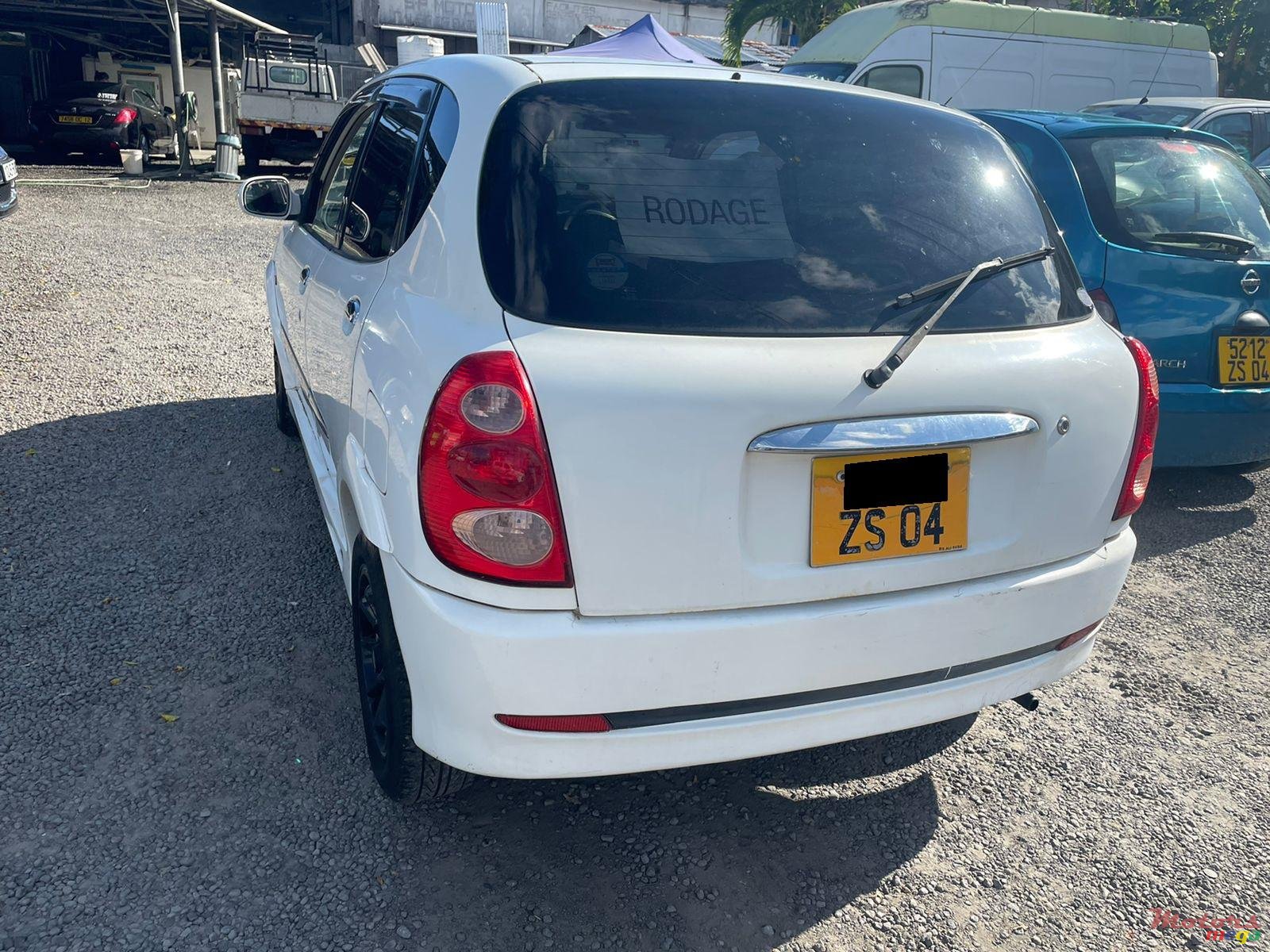 2004' Toyota DUET photo #6