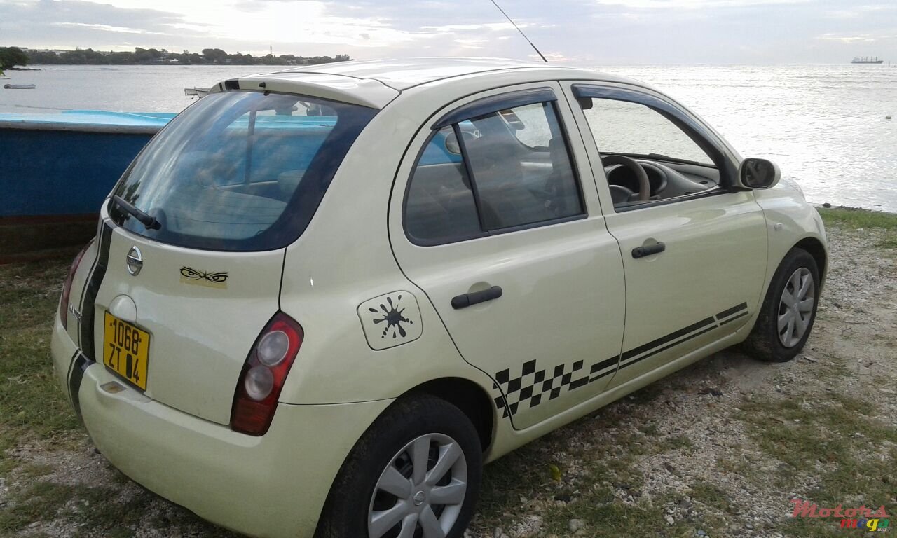 2004' Nissan March photo #2