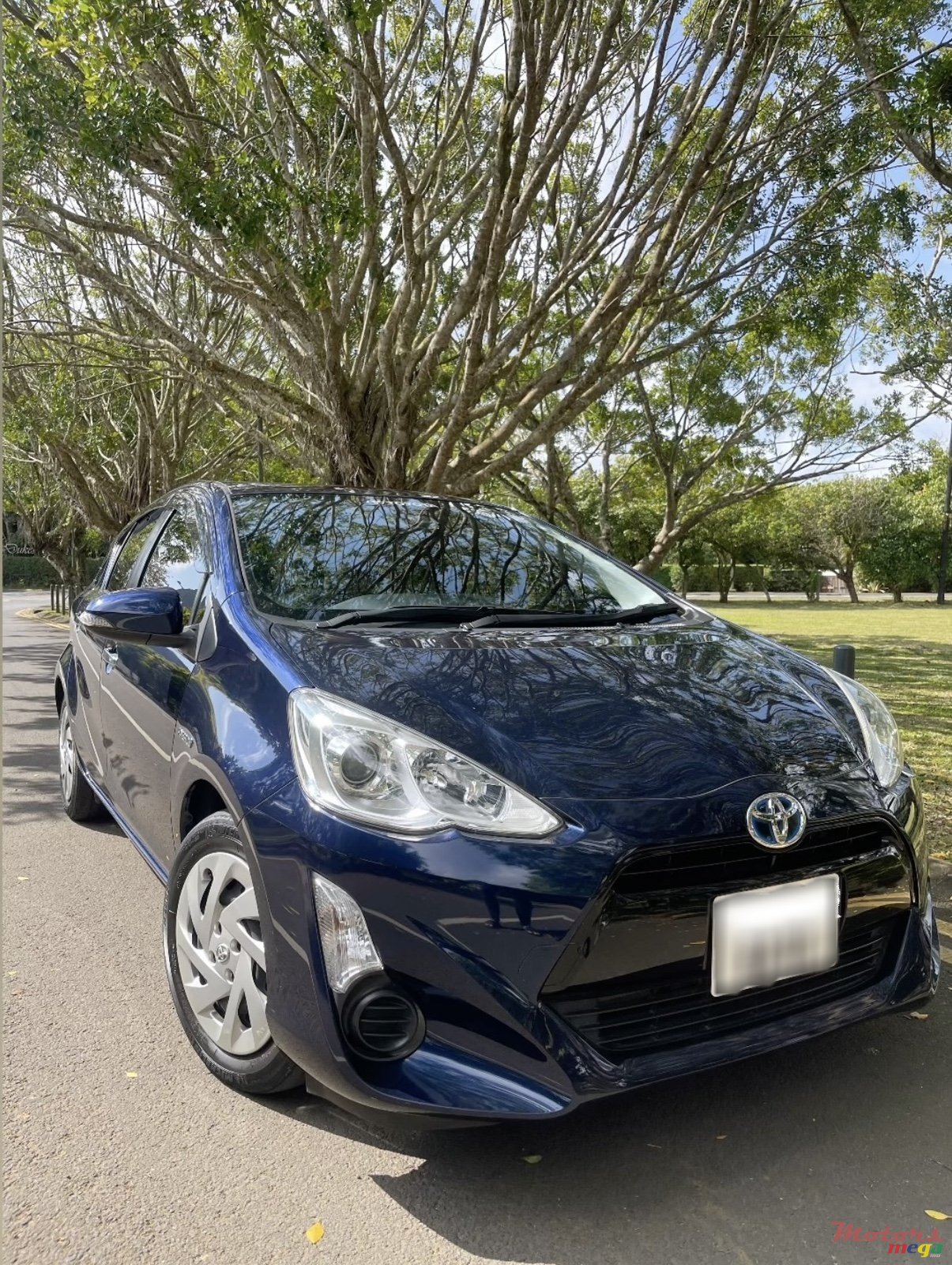 2017' Toyota Aqua photo #1