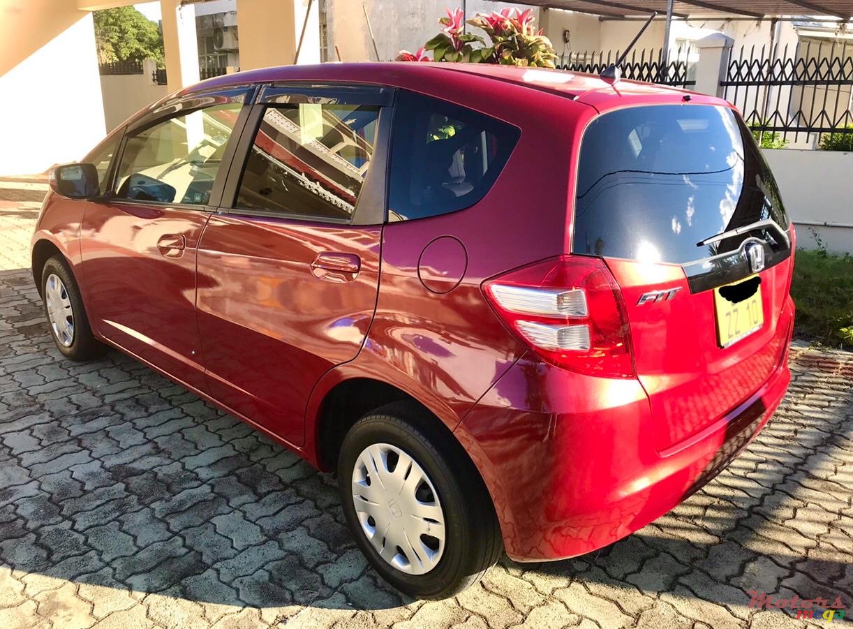 2010' Honda Fit photo #3