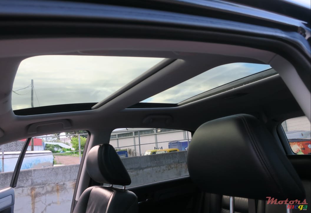 2009' Honda CR-V photo #6