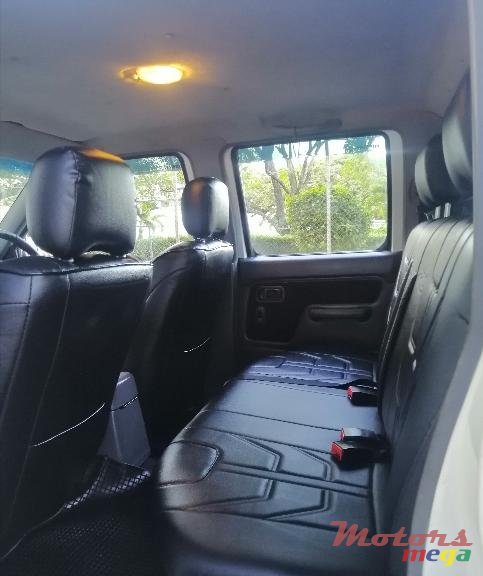 2018' Nissan Frontier photo #4