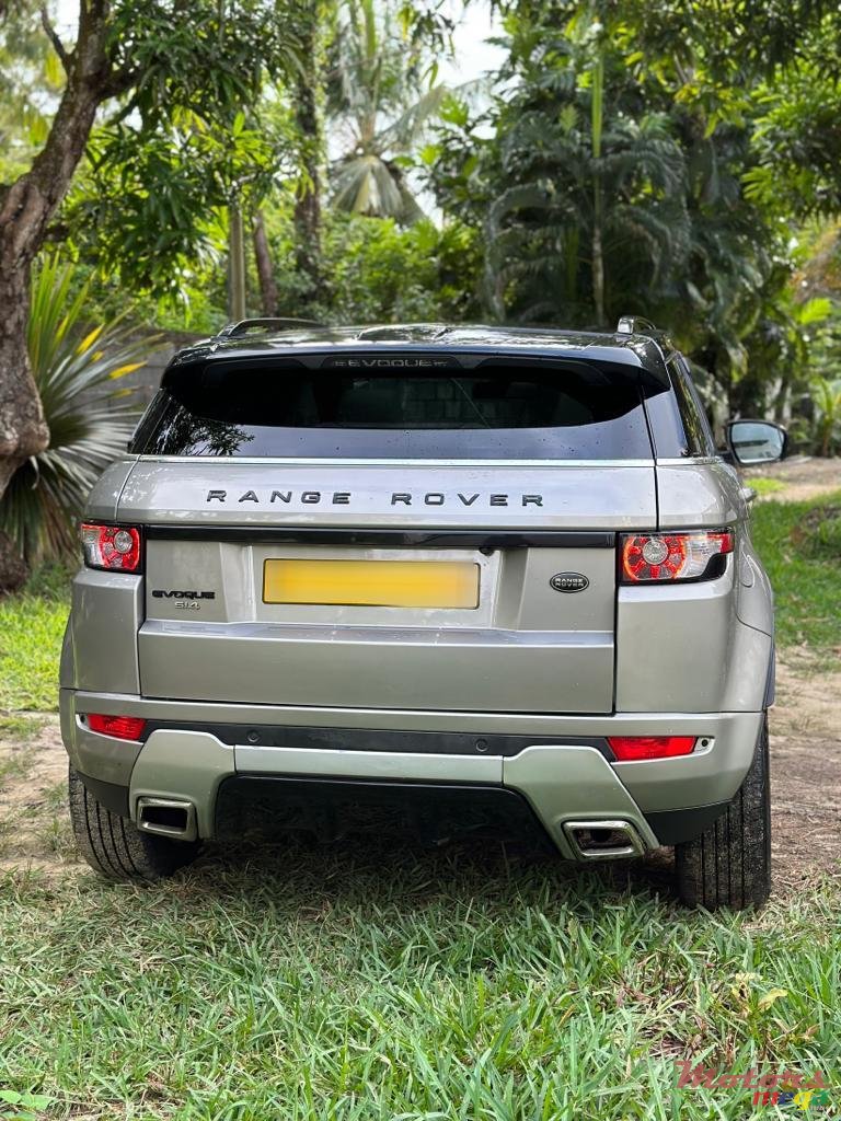 2012' Land Rover Range Rover Evoque photo #3