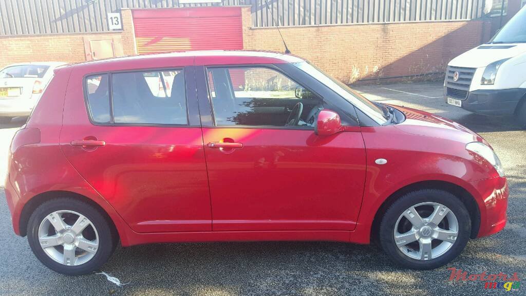 2005' Suzuki Swift sport photo #1