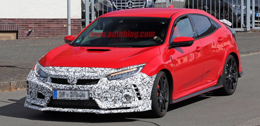 Honda Civic Type R spied with small wing, updated fascias