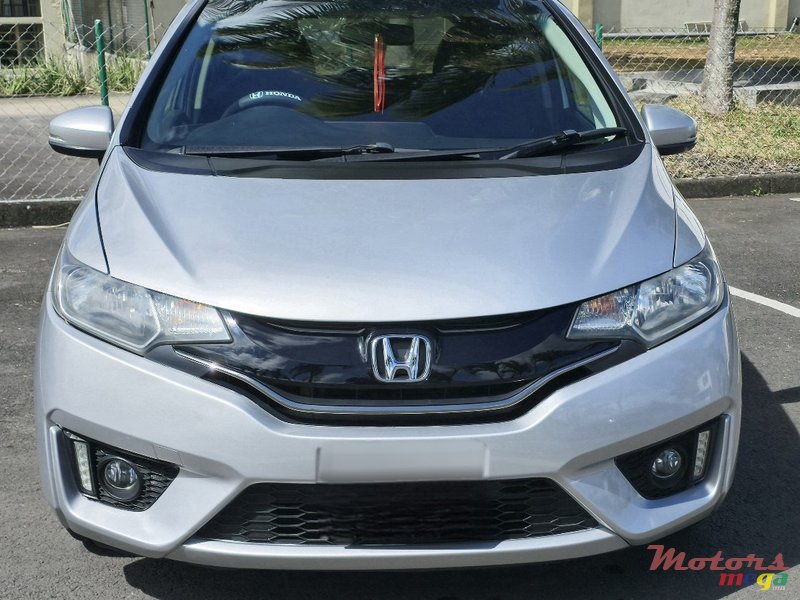 2015' Honda Fit NON HYBRID photo #3