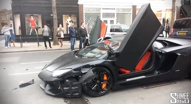 Lamborghini Driver Can't Shoot the Gap in London