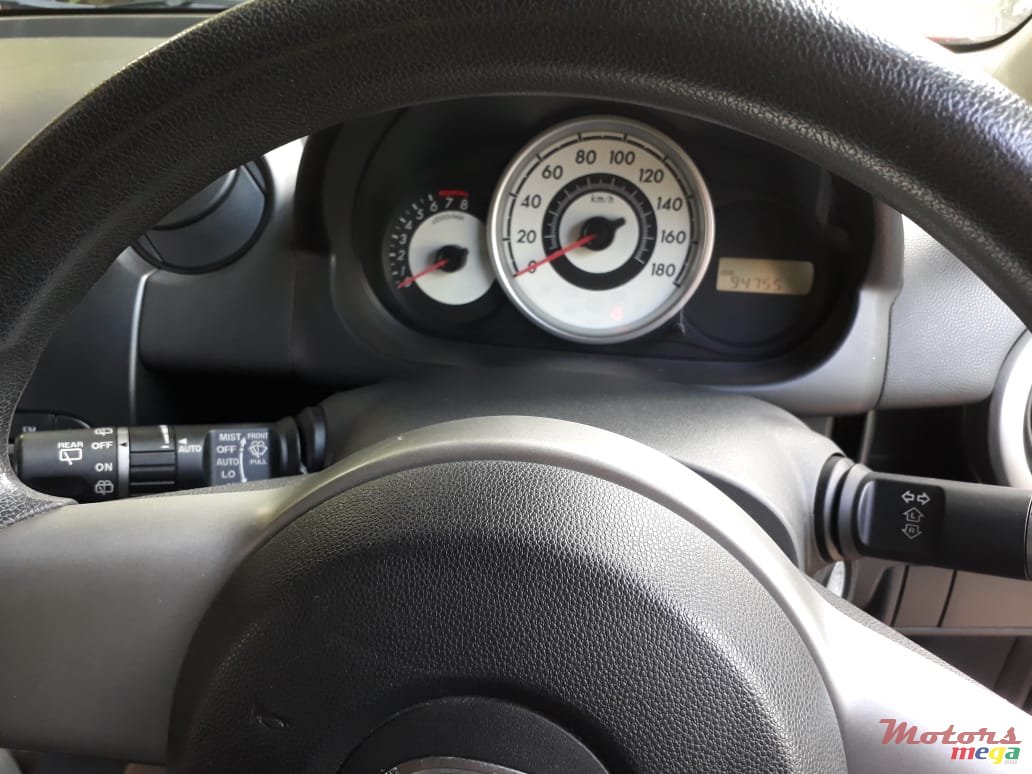 2009' Mazda Demio photo #4