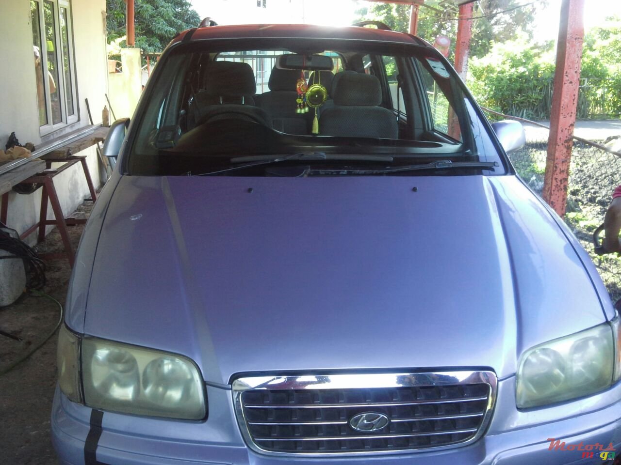 2001' Hyundai Trajet photo #2
