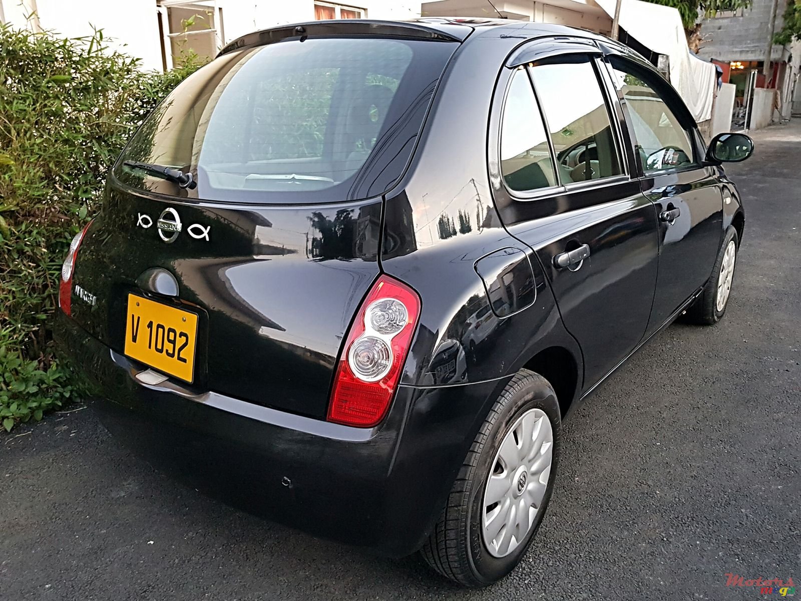 2005' Nissan March automatic photo #2