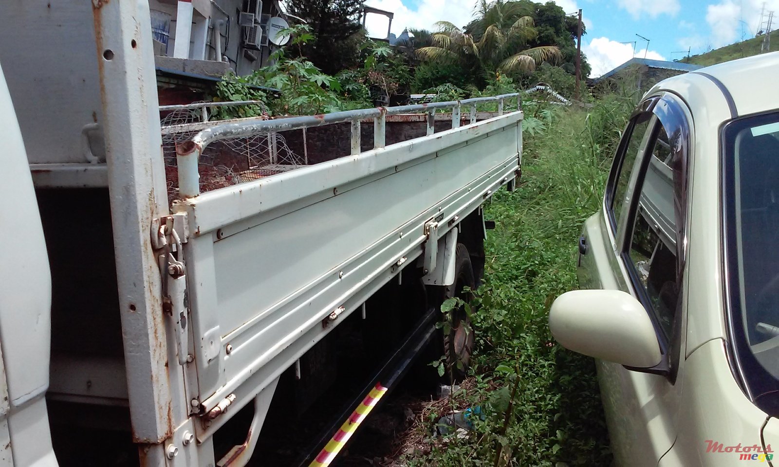 1991' Toyota caisse 14 pied longeur .  photo #1