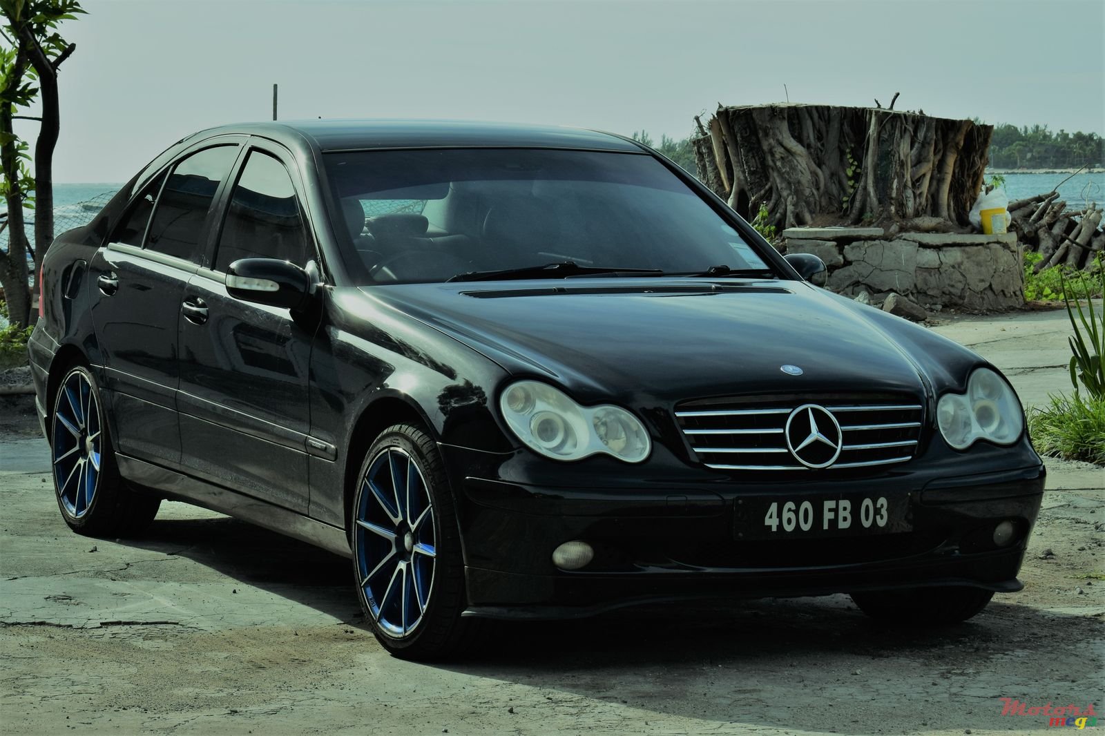 2003' Mercedes-Benz C-Class photo #1