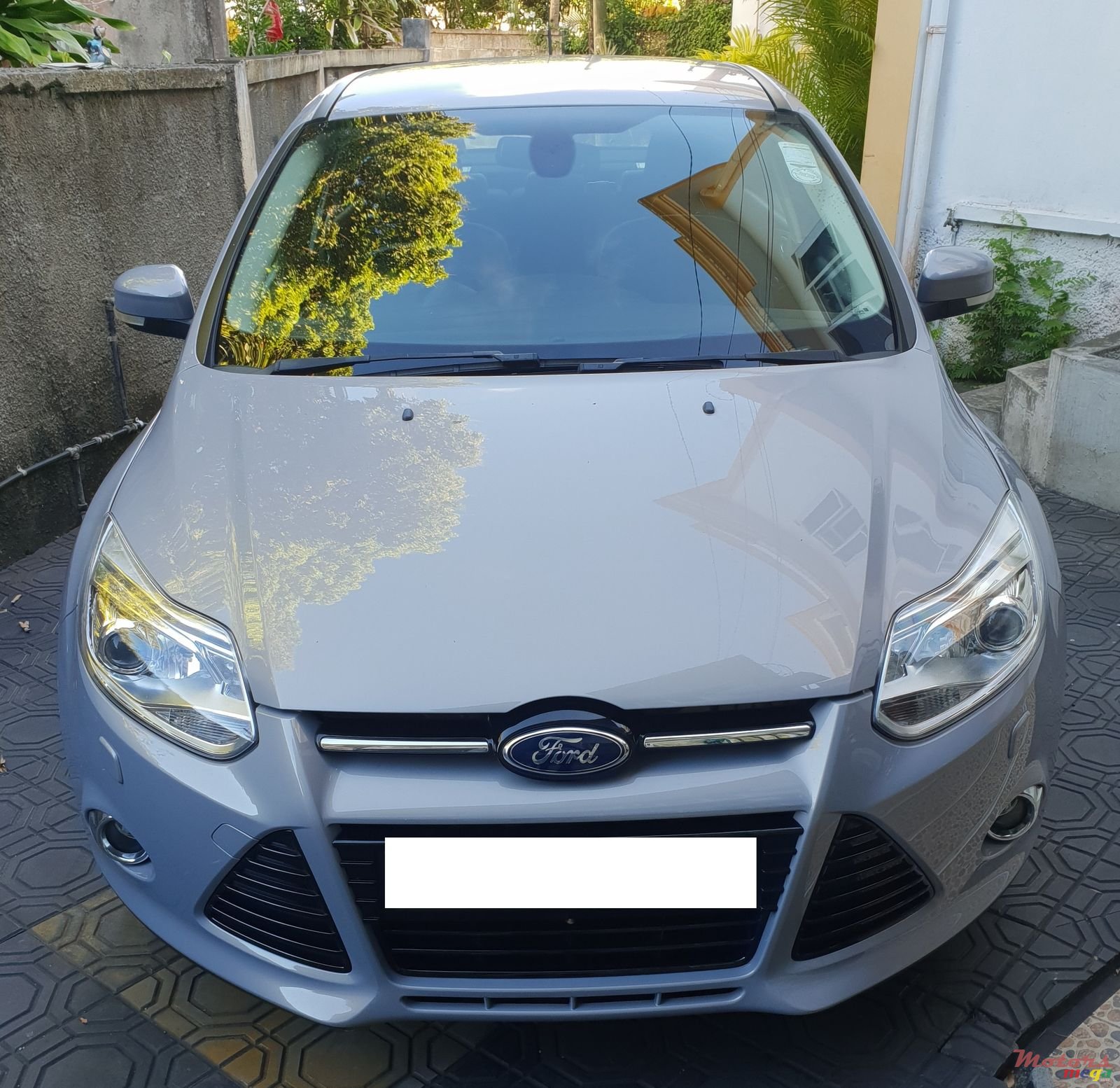 2012' Ford Focus photo #2