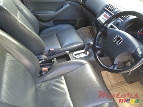 2004' Honda Civic V-TEC photo #2