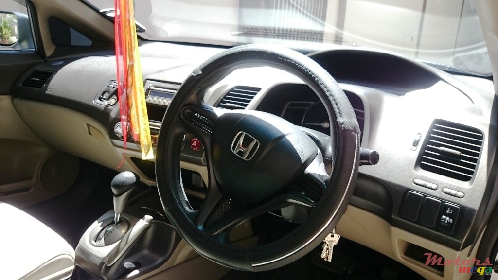 2009' Honda Civic Hybrid photo #4