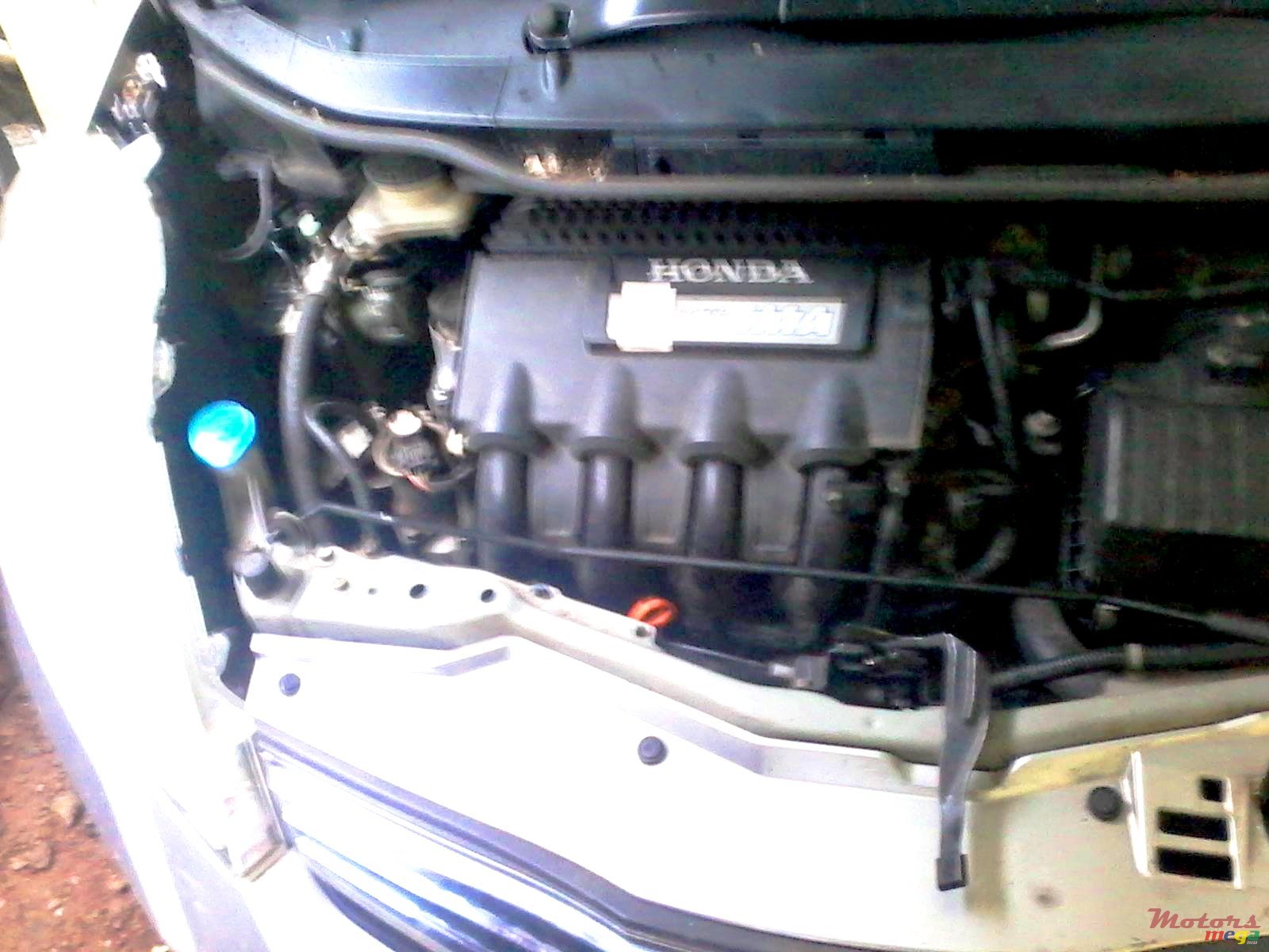 2011' Honda Fit SPORT photo #7