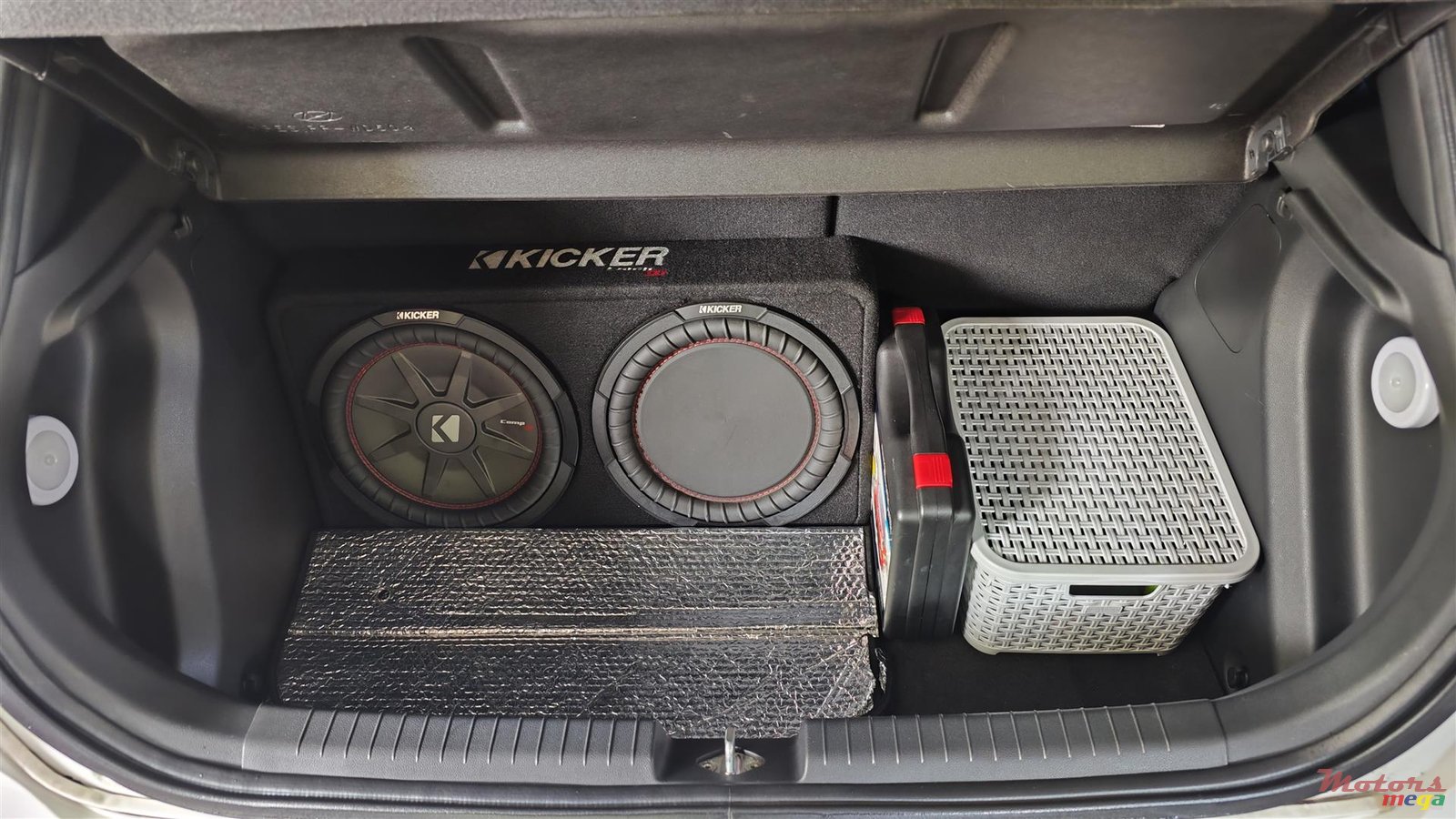 2017' Hyundai i20 photo #7