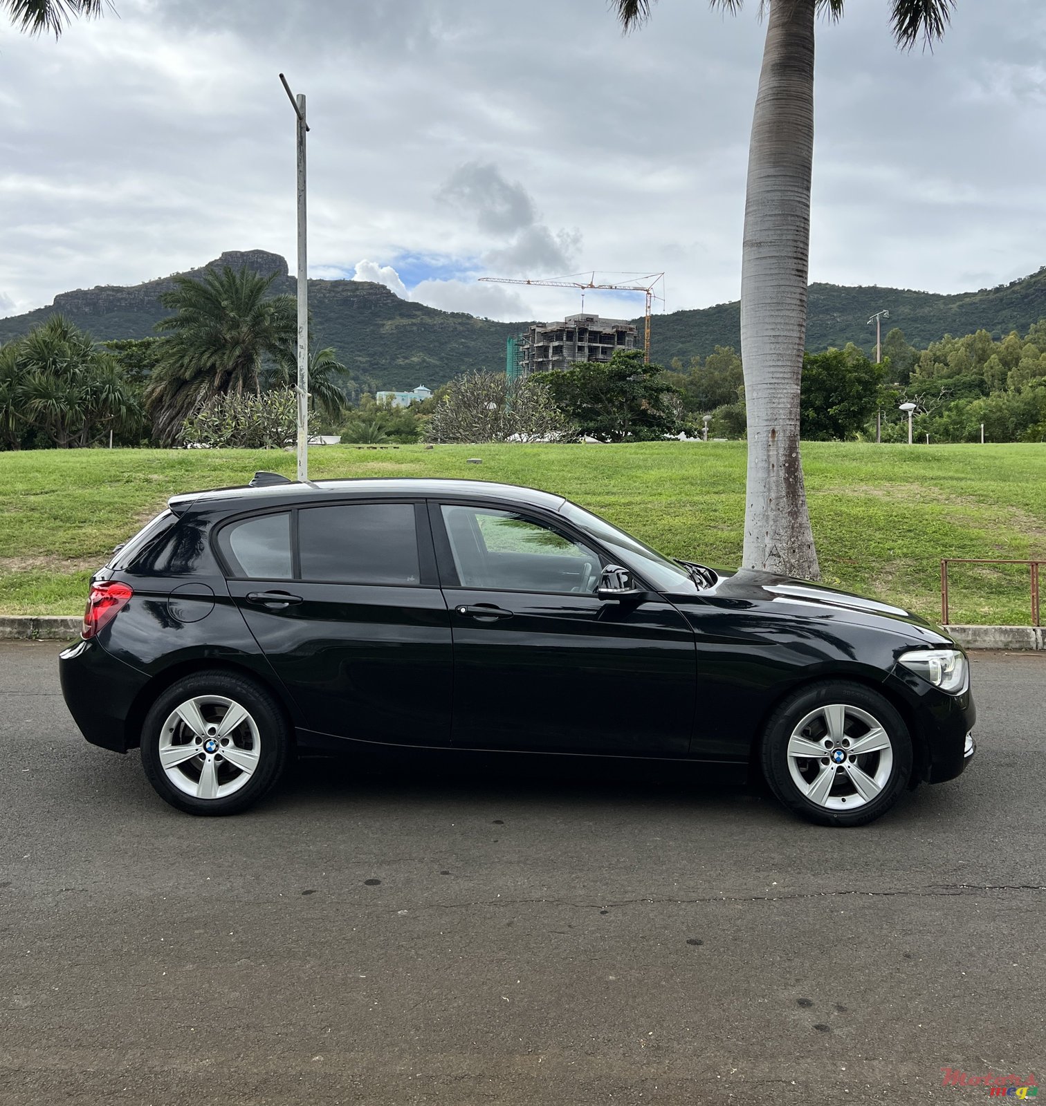 2013' BMW 116 photo #3