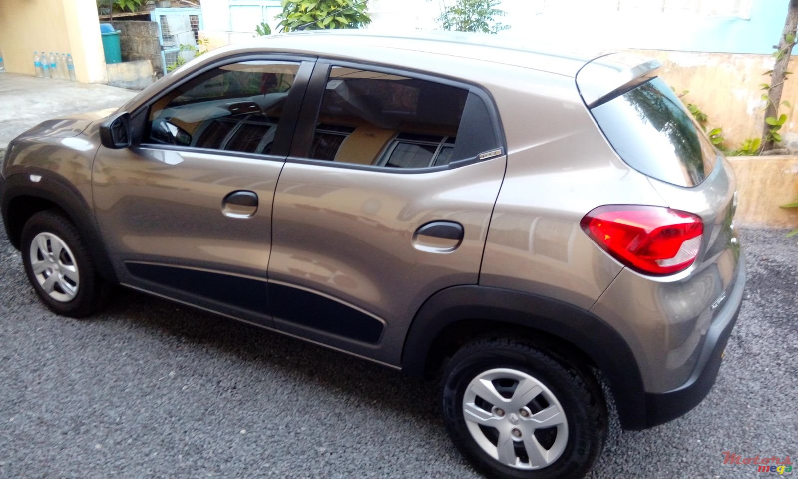 2016' Renault kwid RXT 0.8l photo #5