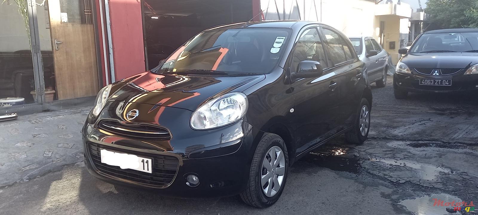 2011' Nissan March photo #1