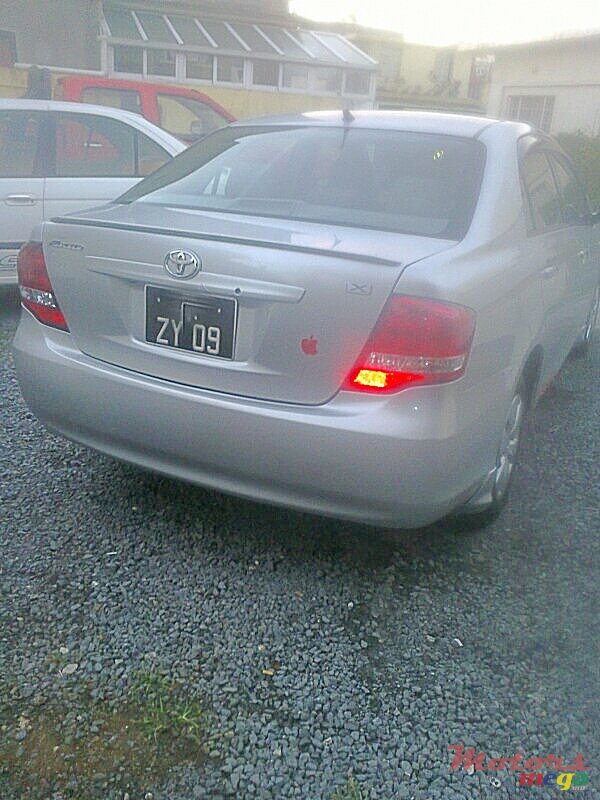 2009' Toyota Axio X photo #2